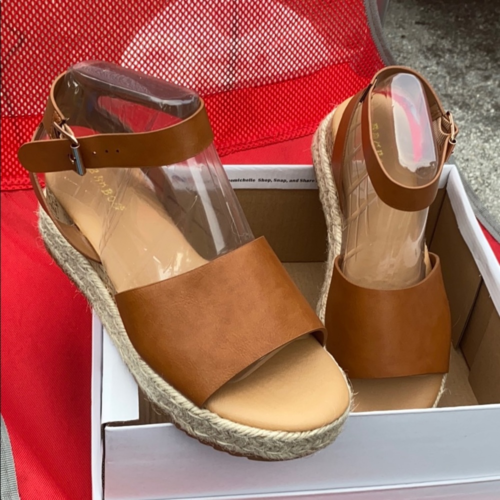 PLATFORM  SANDALS ESPADRILLE STYLE